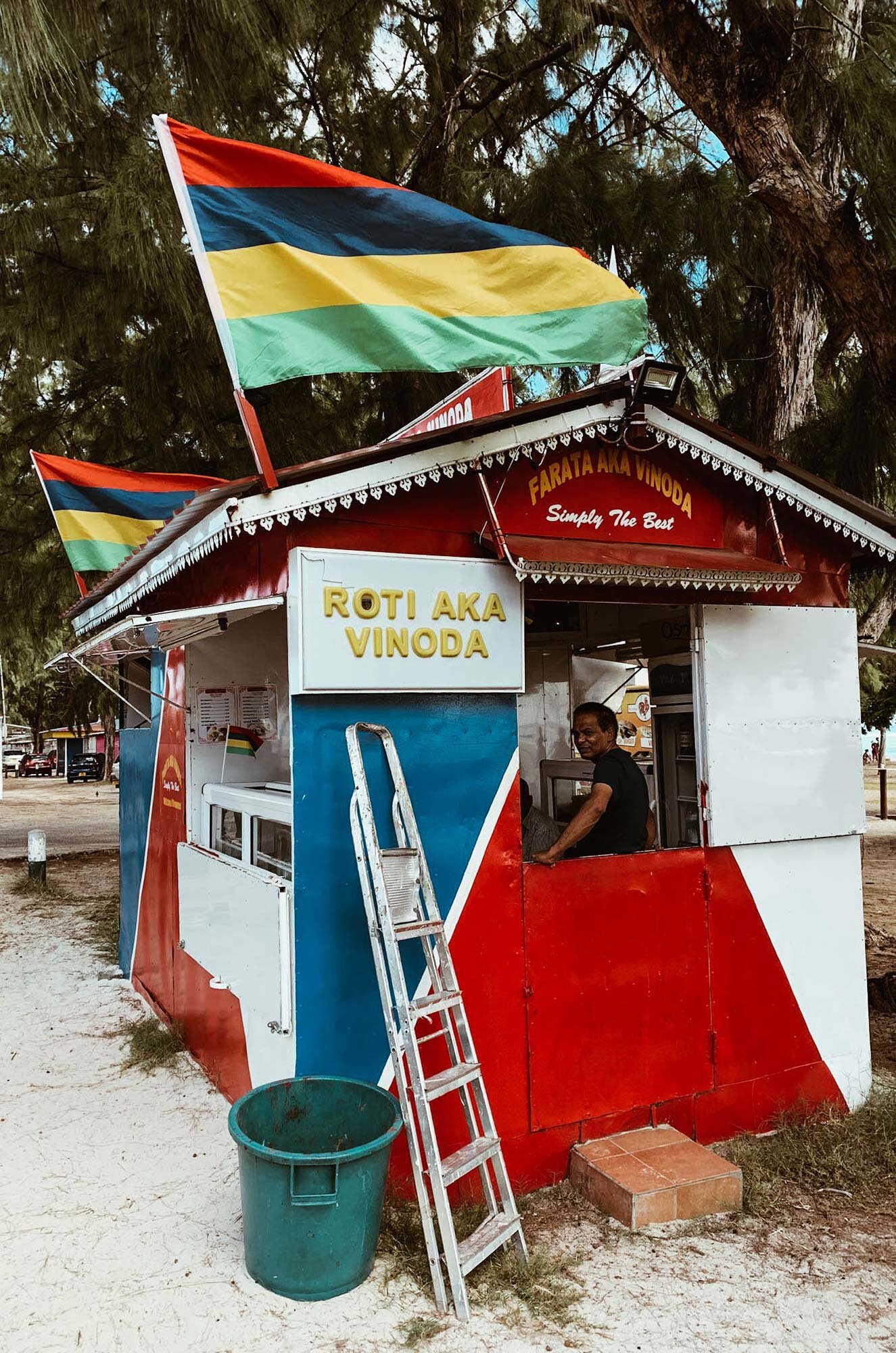 the-essentialist-blog-visit-mauritius-Mauritian-roti